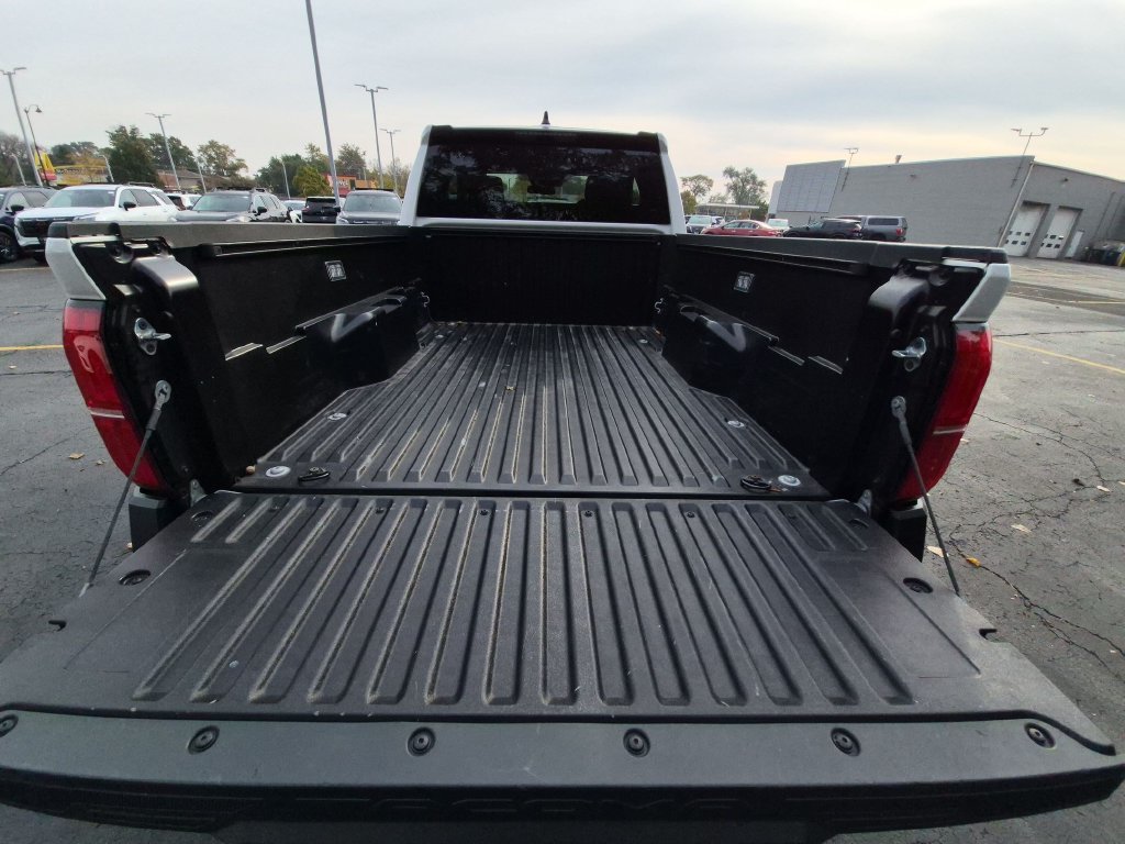 Used 2025 Toyota Tacoma SR RWD image 15