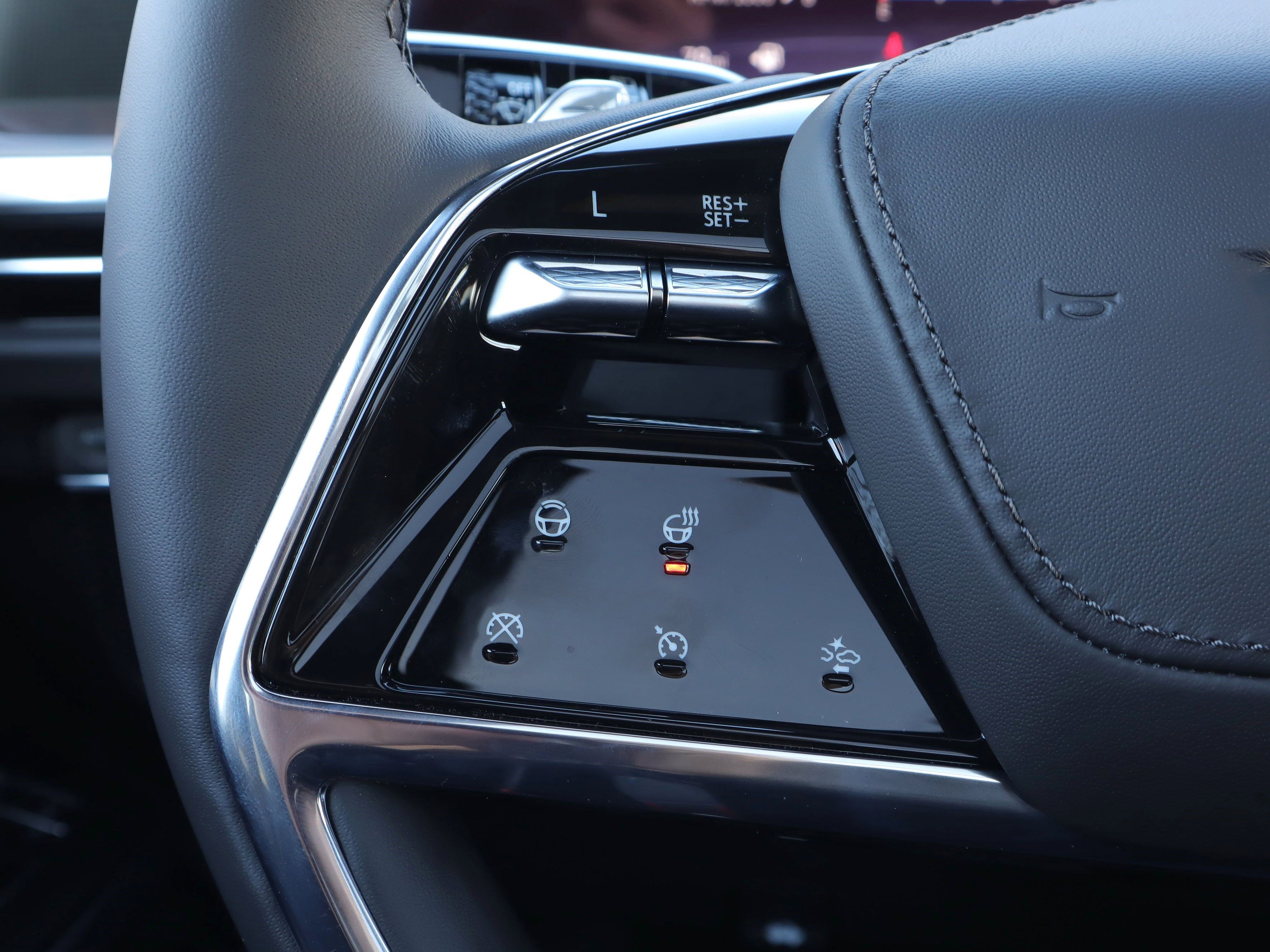 Used 2026 Cadillac Escalade Platinum Sport image 22