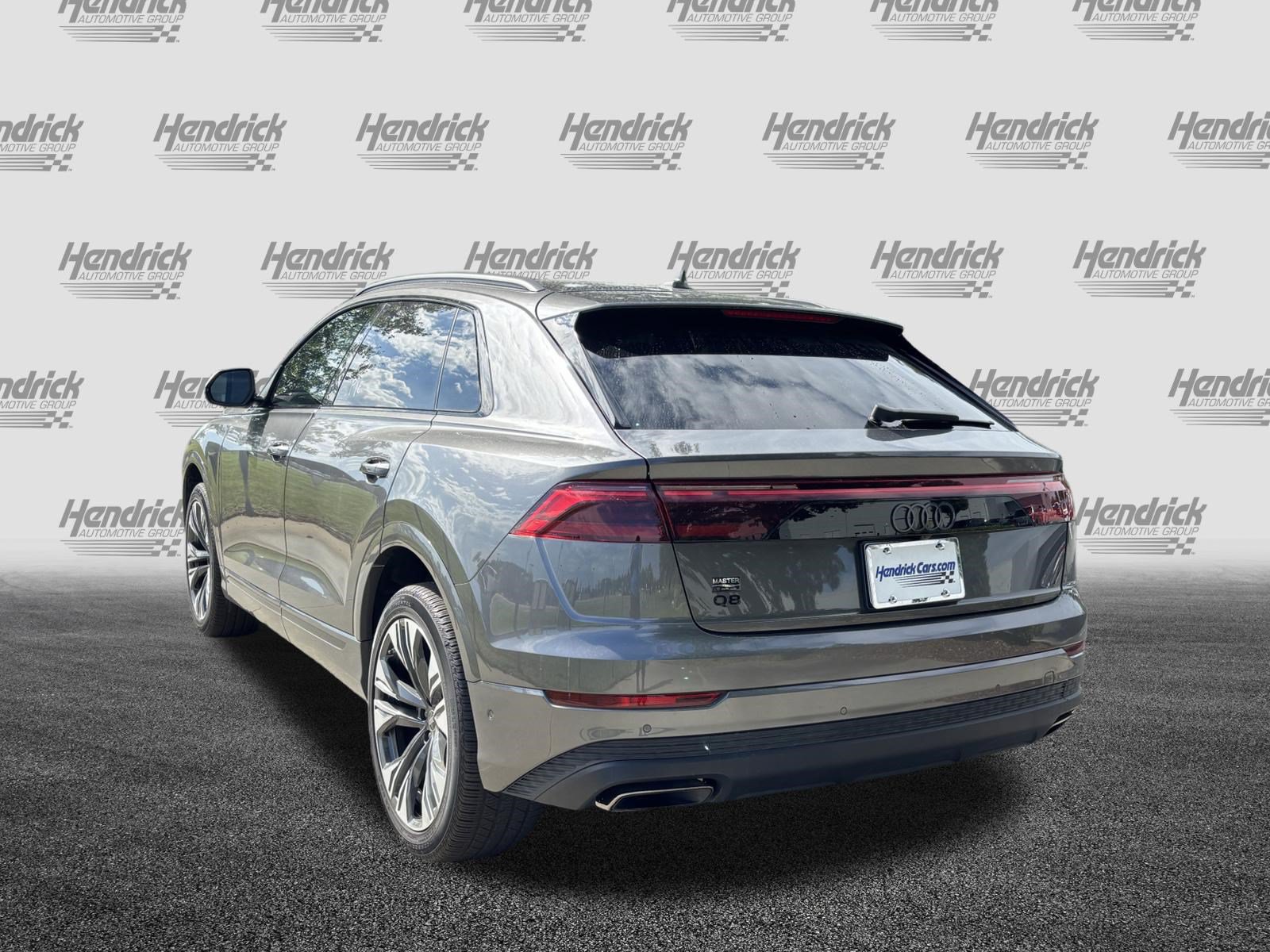 Used 2025 Audi Q8 Premium Plus AWD/4WD image 9