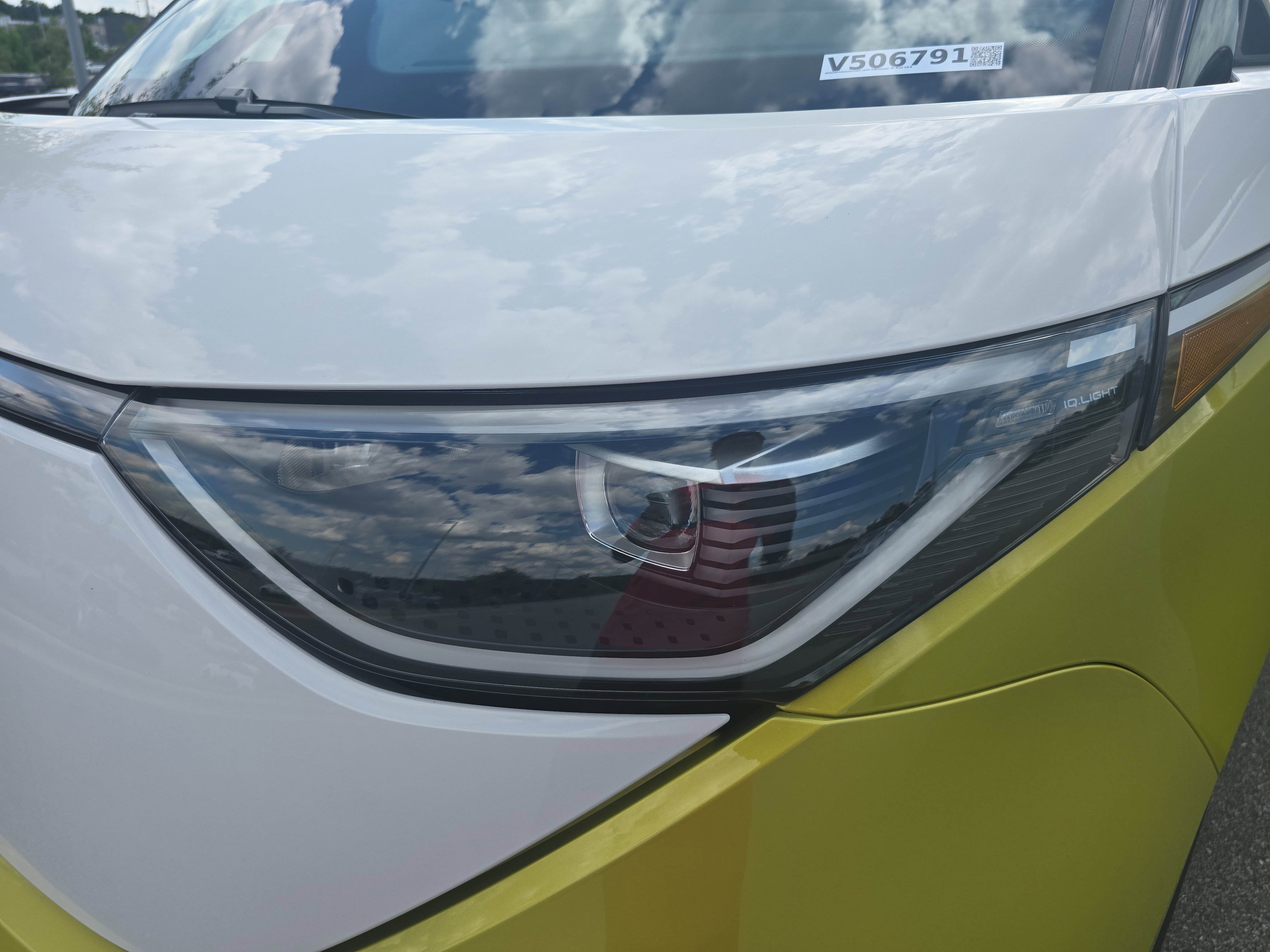 New 2025 Volkswagen ID. Buzz 1st Edition image 29