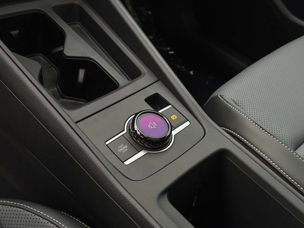 New 2026 Volkswagen Tiguan SE R-Line image 22