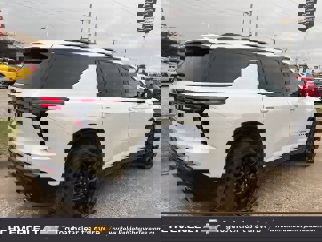 Certified 2024 Chevrolet Traverse RS w/ LPO, Floor Liner Package image 3