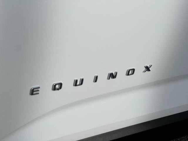 New 2026 Chevrolet Equinox LT w/ Convenience Package II AWD/4WD image 32