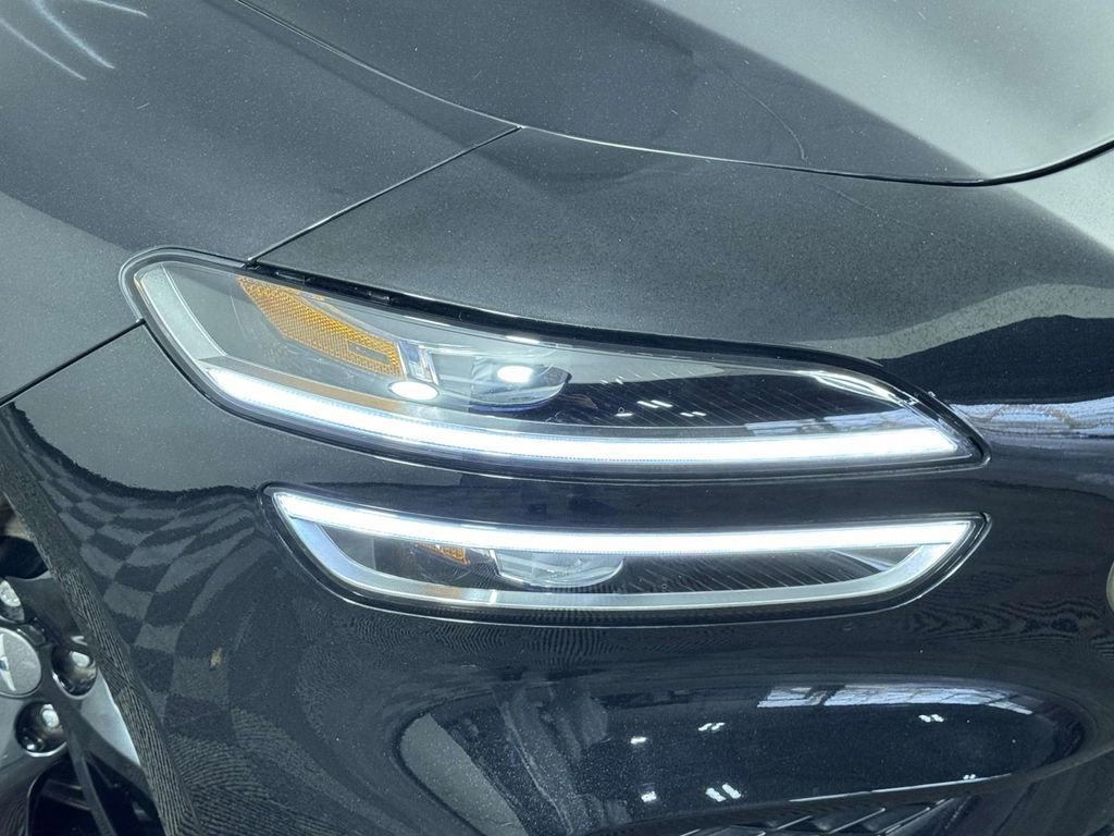 Used 2023 Genesis G70 3.3T w/ Sport Advanced Package image 15