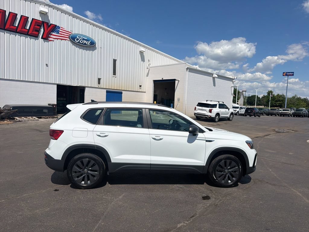 Used 2023 Volkswagen Taos S w/ Driver Assistance Package FWD image 9