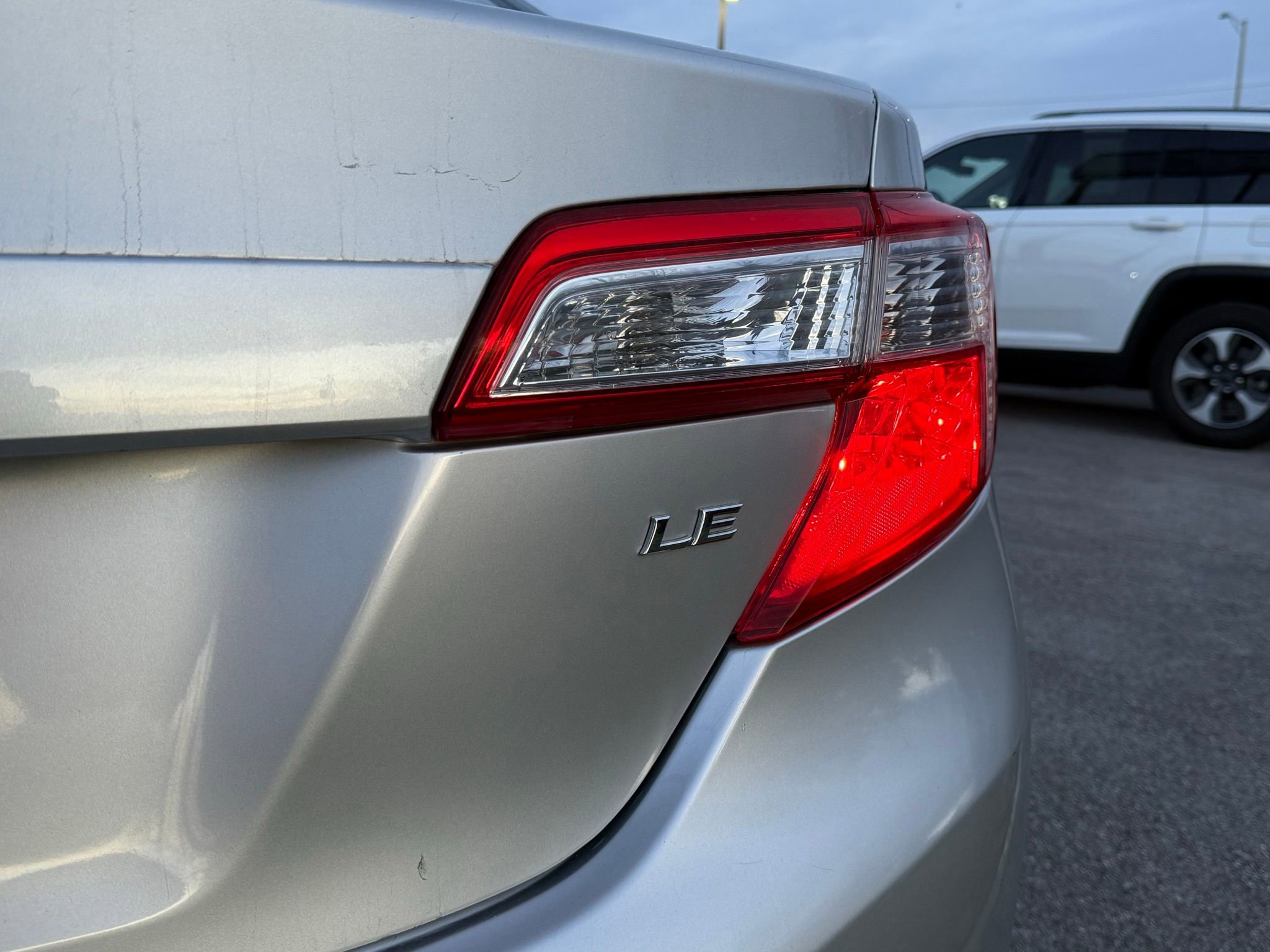 Used 2013 Toyota Camry image 9