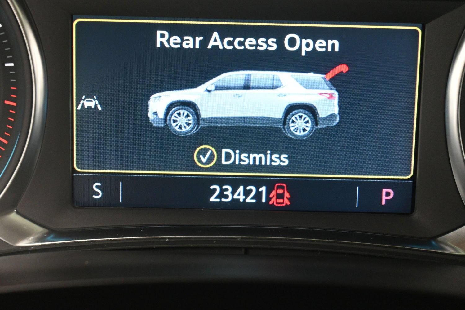 Used 2023 Chevrolet Traverse RS AWD/4WD image 28