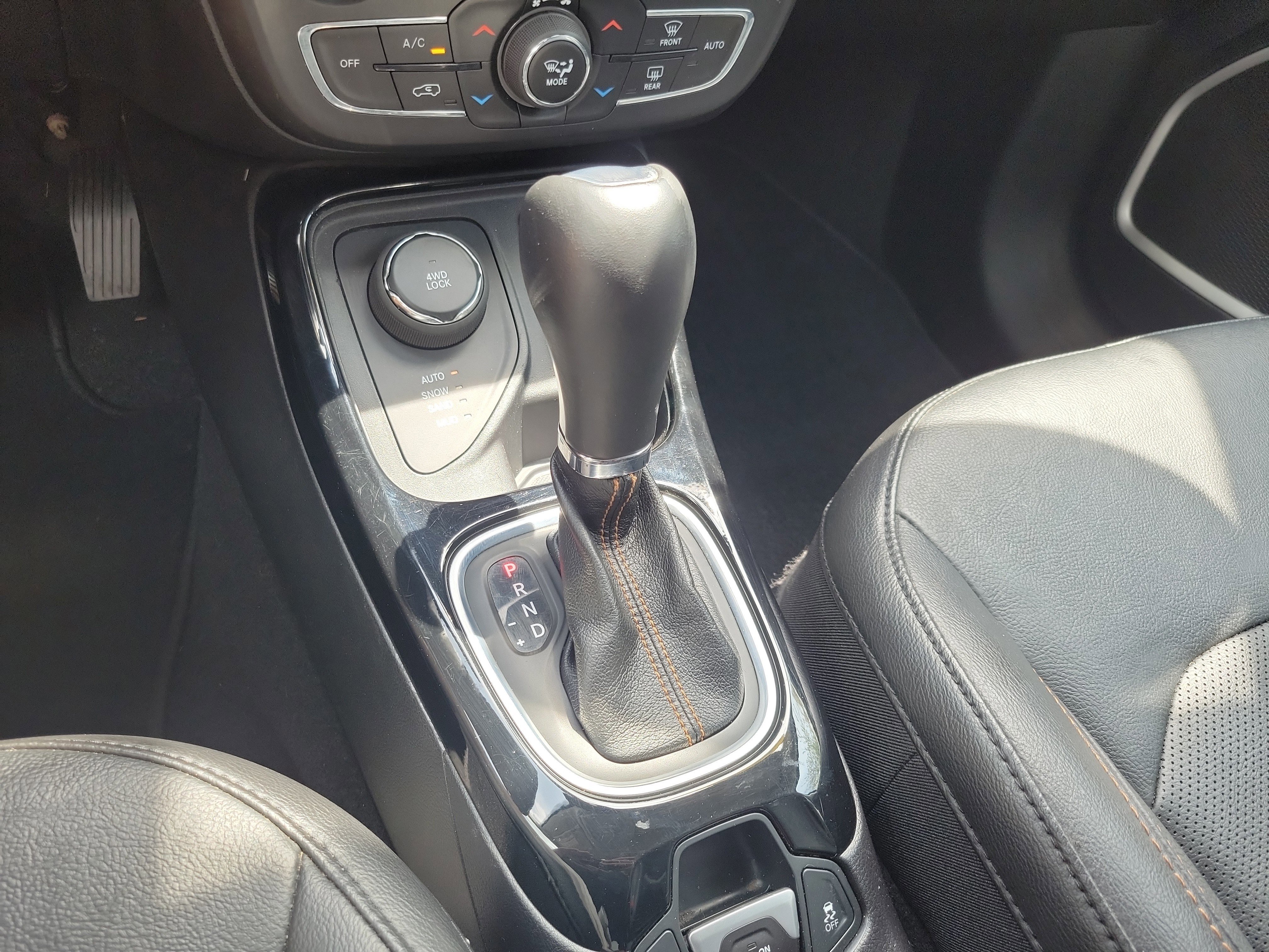 Used 2021 Jeep Compass Limited AWD/4WD image 30