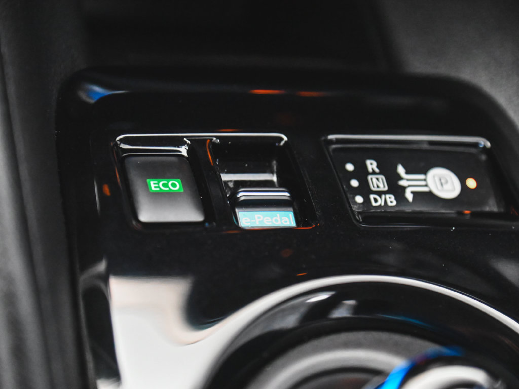 Used 2023 Nissan Leaf SV Plus FWD image 29