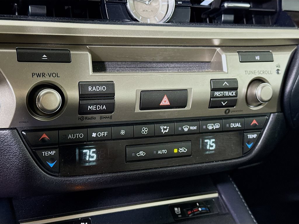Used 2018 Lexus ES 350 w/ Premier Package FWD image 7