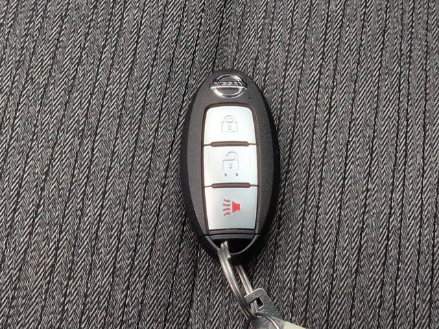 Used 2021 Nissan Rogue S AWD/4WD image 28