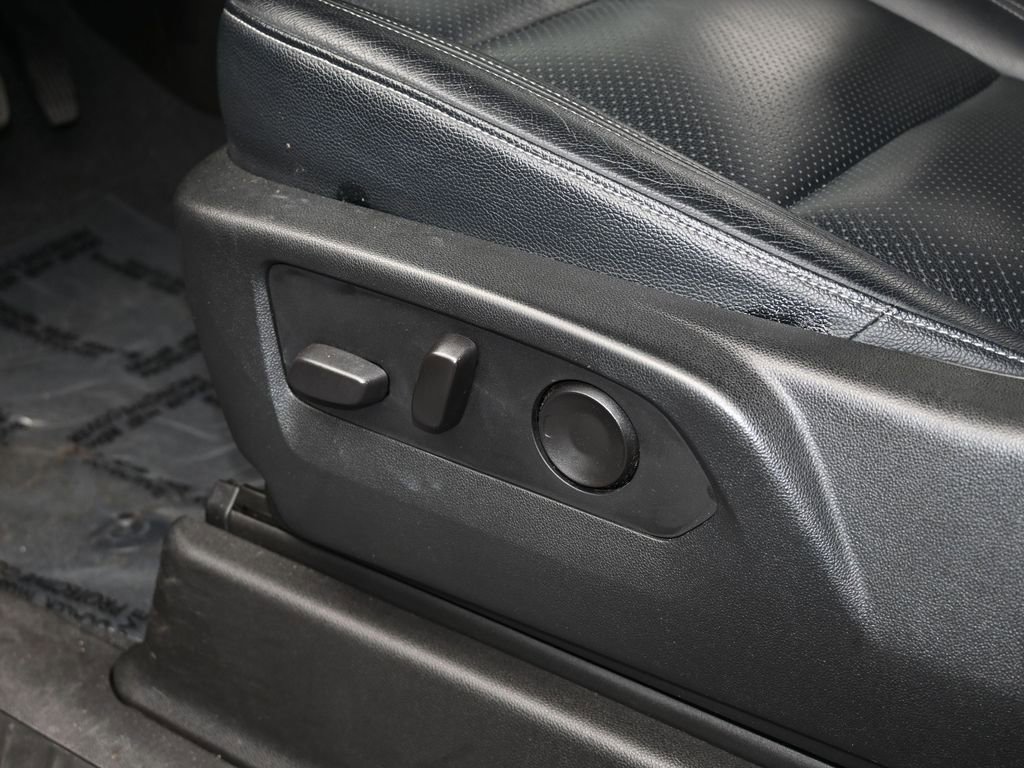 Used 2021 GMC Yukon SLE w/ Gmc Pro Safety Plus Package image 12