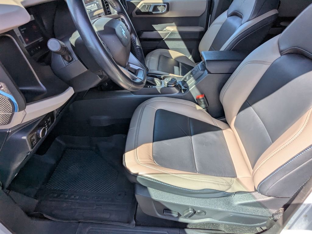 Used 2023 Ford Bronco Wildtrak image 16