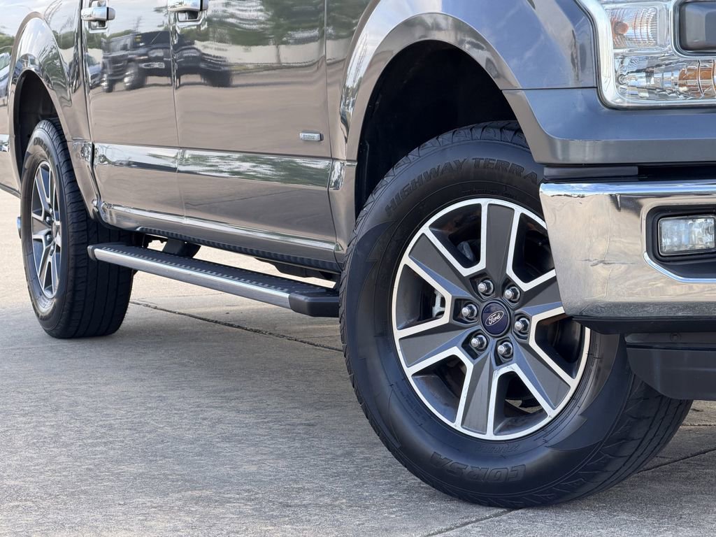 Used 2015 Ford F150 XLT w/ Equipment Group 302A Luxury RWD image 12