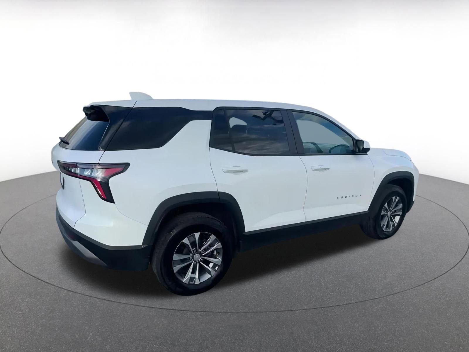 Used 2025 Chevrolet Equinox LT image 14