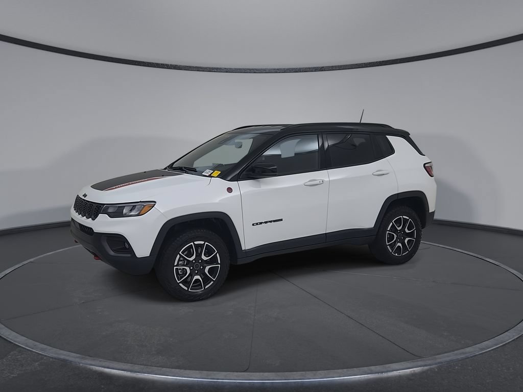 Certified 2026 Jeep Compass Trailhawk AWD/4WD image 11