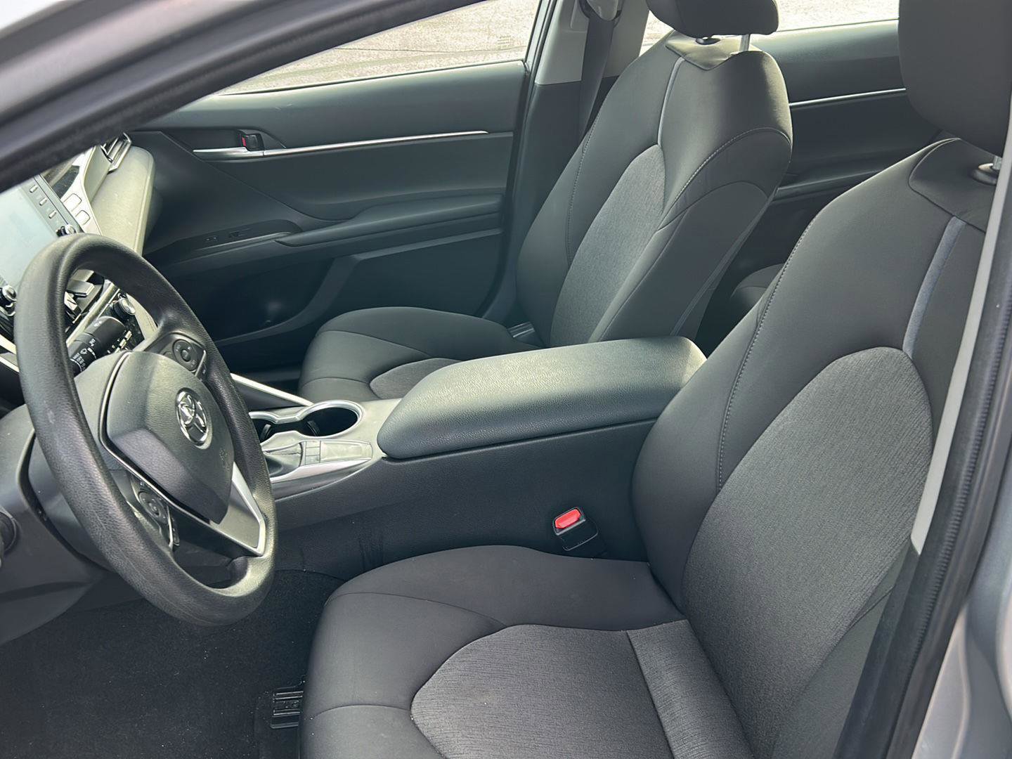 Used 2024 Toyota Camry LE image 21