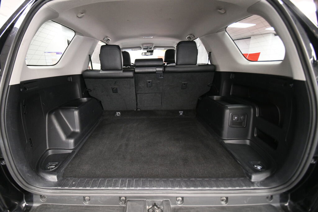 Certified 2024 Toyota 4Runner SR5 Premium image 28