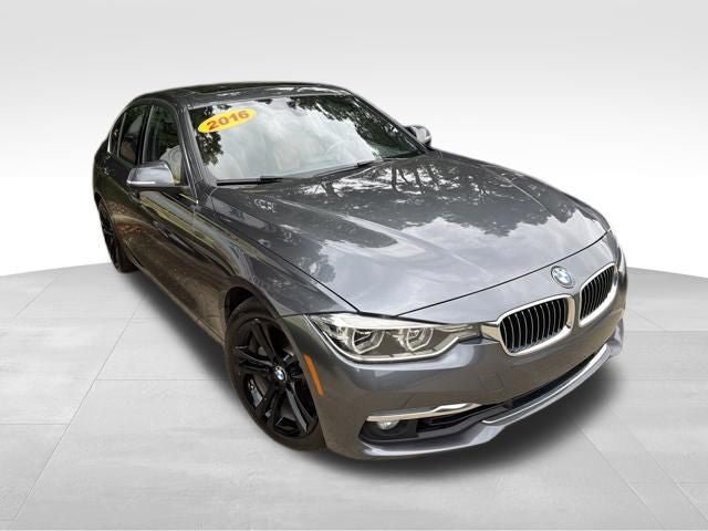 Used 2016 BMW 340i xDrive Sedan AWD/4WD image 3