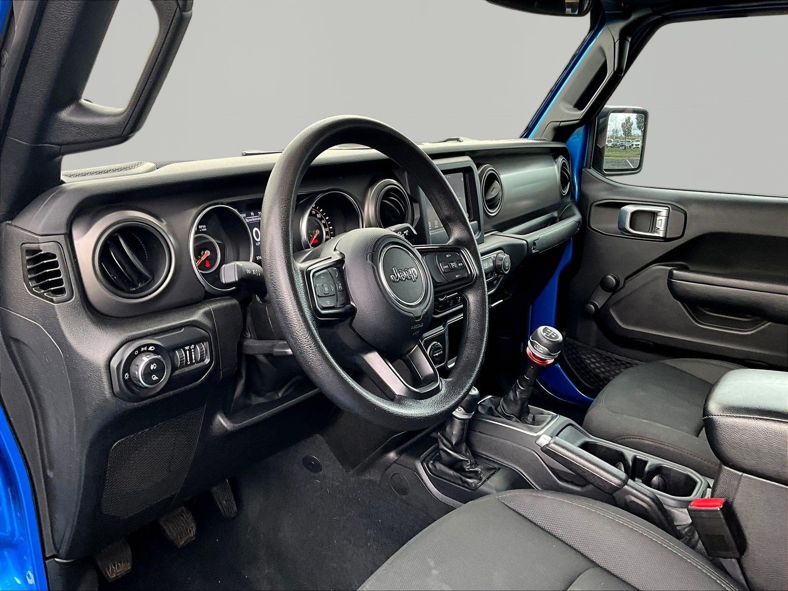 Used 2022 Jeep Gladiator Sport AWD/4WD image 17