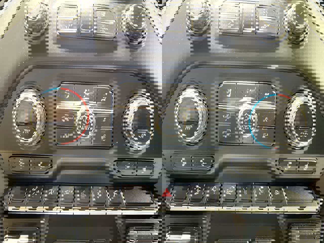 Used 2019 Chevrolet Silverado 1500 LT Trail Boss image 19