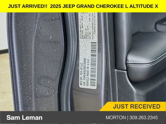 New 2025 Jeep Grand Cherokee L Altitude image 33