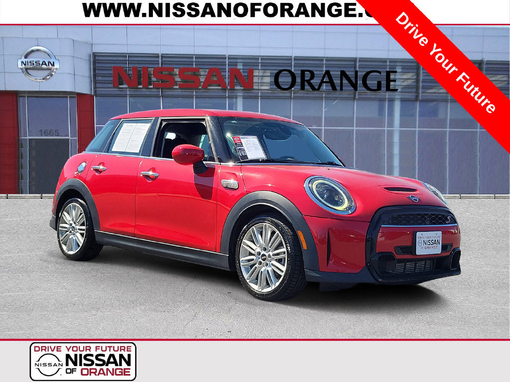 Used 2024 MINI Cooper S FWD image 1