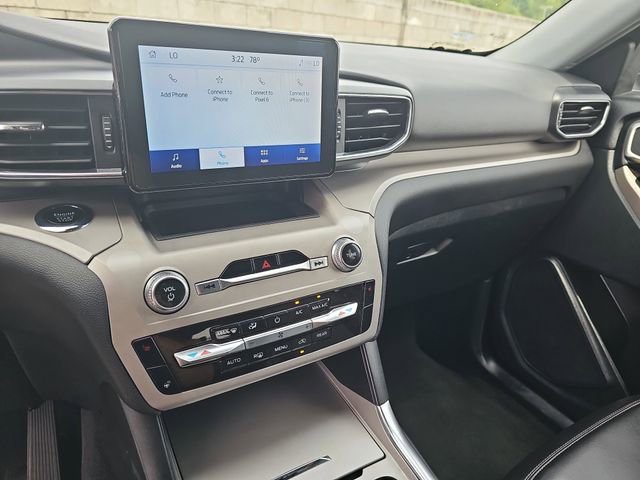 Used 2023 Ford Explorer XLT w/ Equipment Group 202A RWD image 23