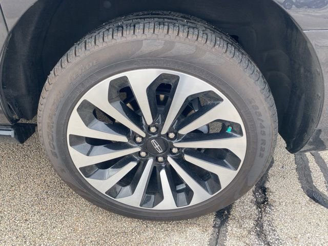 Used 2024 Lincoln Navigator L Reserve image 6