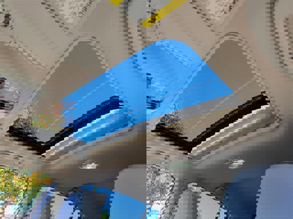 Used 2023 Subaru Crosstrek 2.5i Limited w/ Moonroof Package image 17