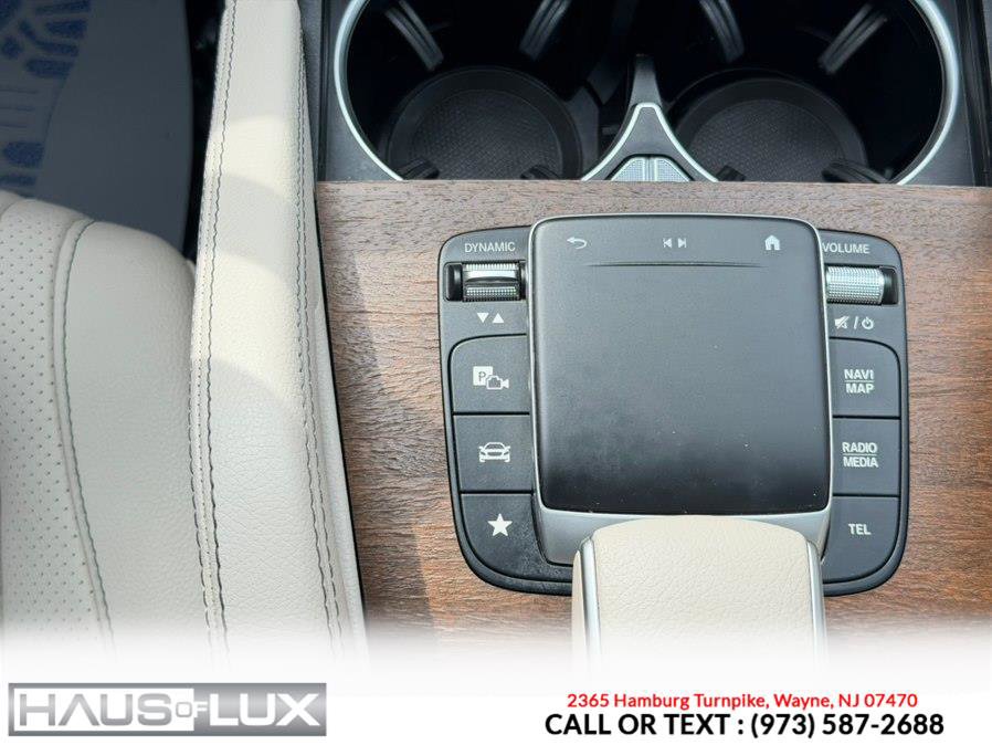 Used 2021 Mercedes-Benz GLE 350 4MATIC w/ AMG Line Exterior image 35