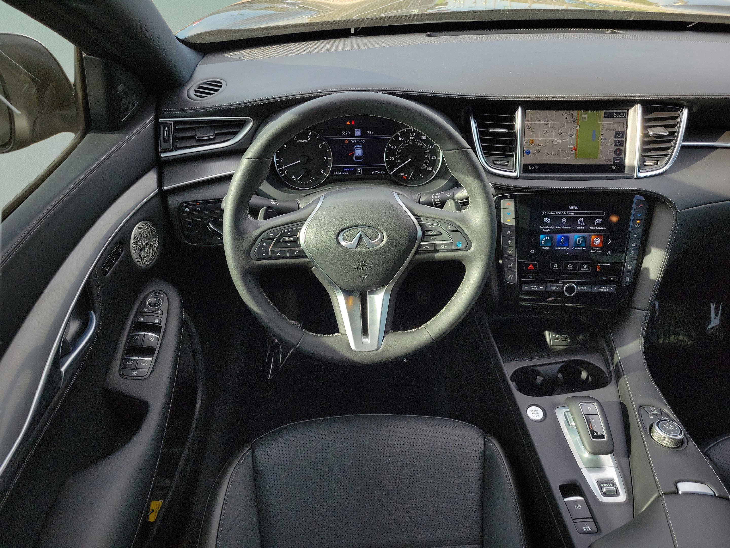 Certified 2025 INFINITI QX55 Essential w/ Accent Package image 5