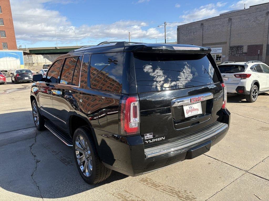 Used 2015 GMC Yukon Denali w/ Open Road Package AWD/4WD image 5