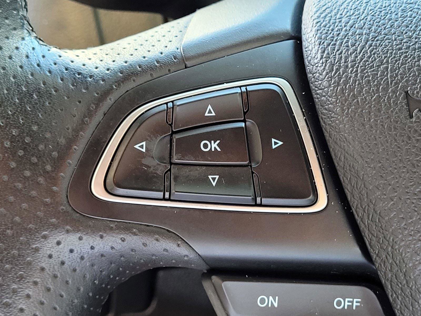 Used 2018 Ford Focus ST image 30