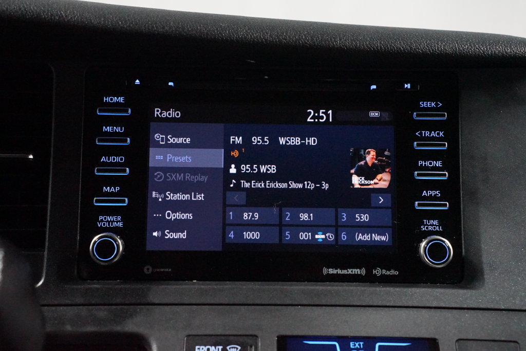 Certified 2020 Toyota Sienna LE FWD image 17