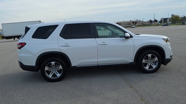 Used 2023 Honda Pilot EX-L image 8