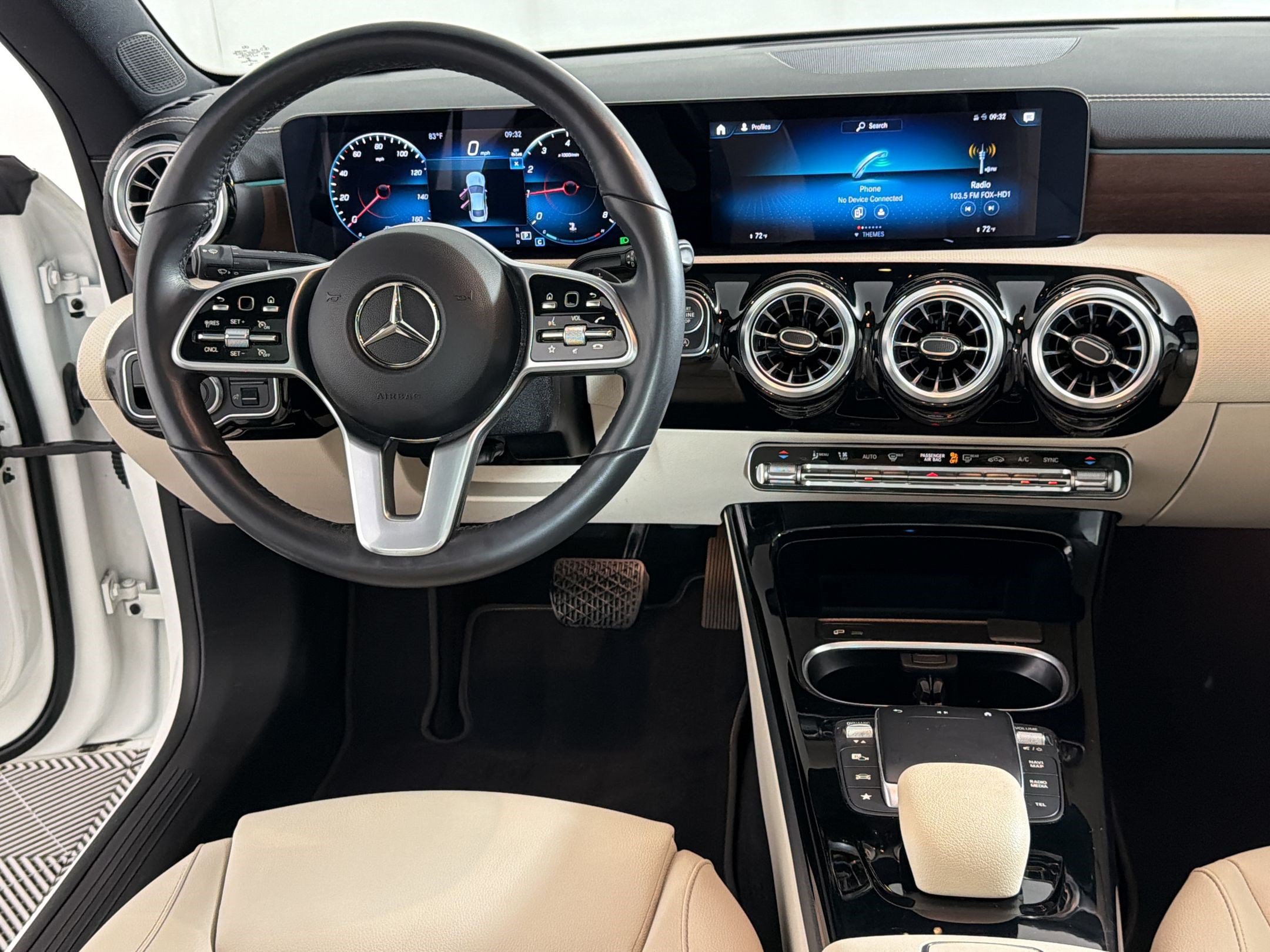 Certified 2022 Mercedes-Benz CLA 250 4MATIC image 28