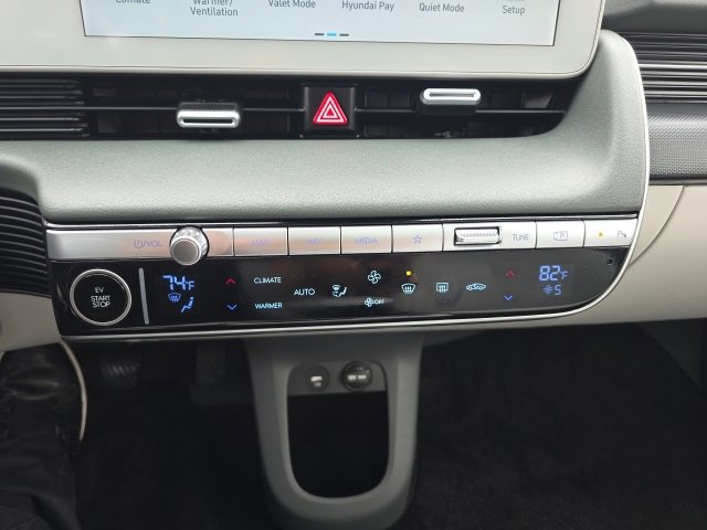 Certified 2023 Hyundai Ioniq 5 Limited w/ Cargo Package image 18