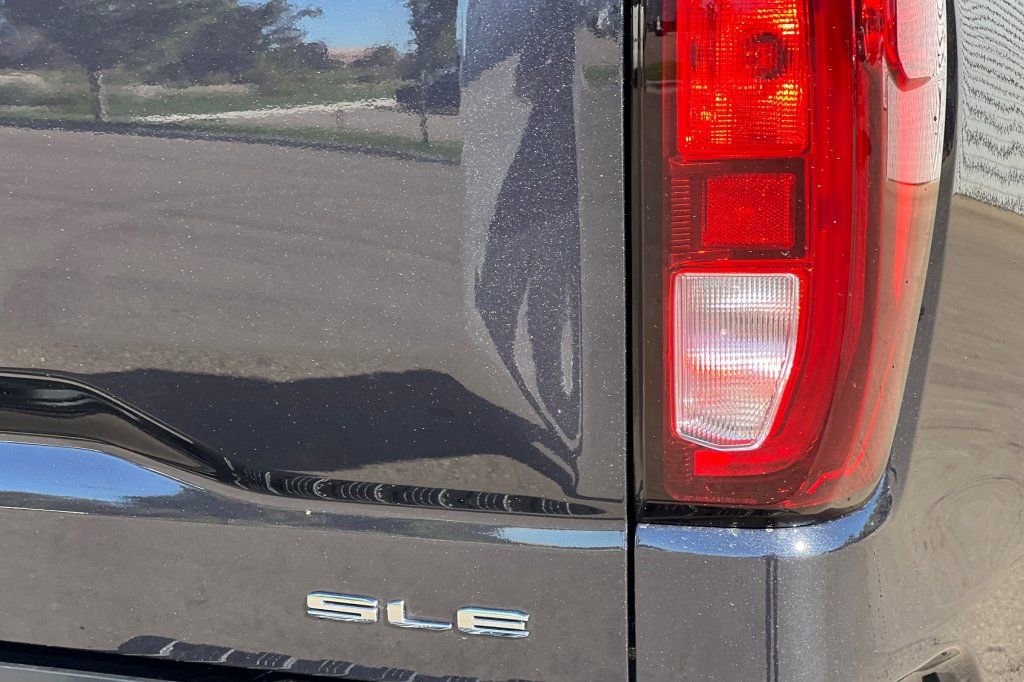 New 2026 GMC Sierra 1500 SLE image 21
