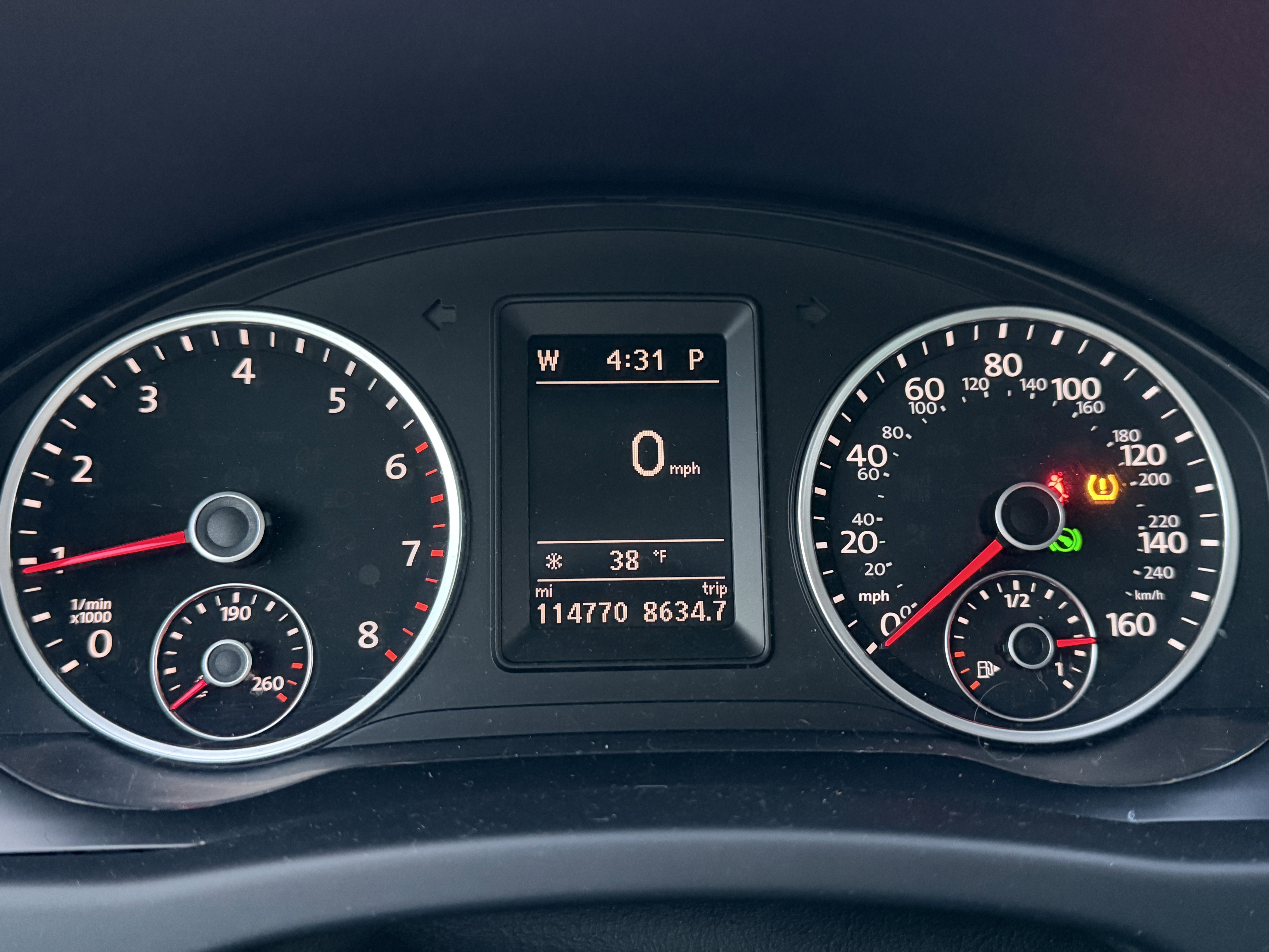 Used 2017 Volkswagen Tiguan Sport image 13