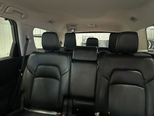 Used 2023 Nissan Pathfinder SL w/ Black Appearance Package image 20