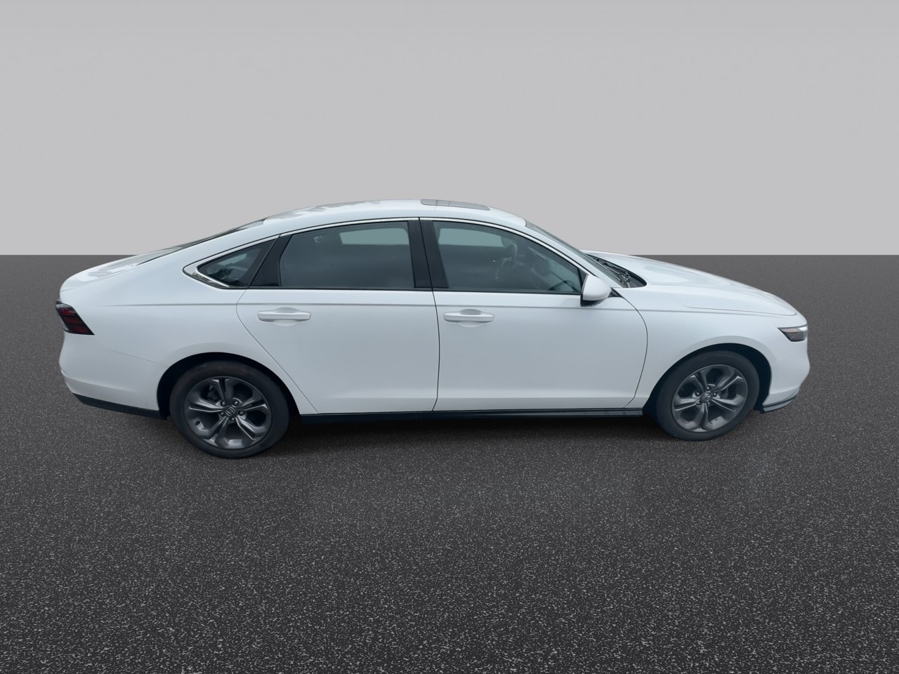 Used 2024 Honda Accord EX image 10