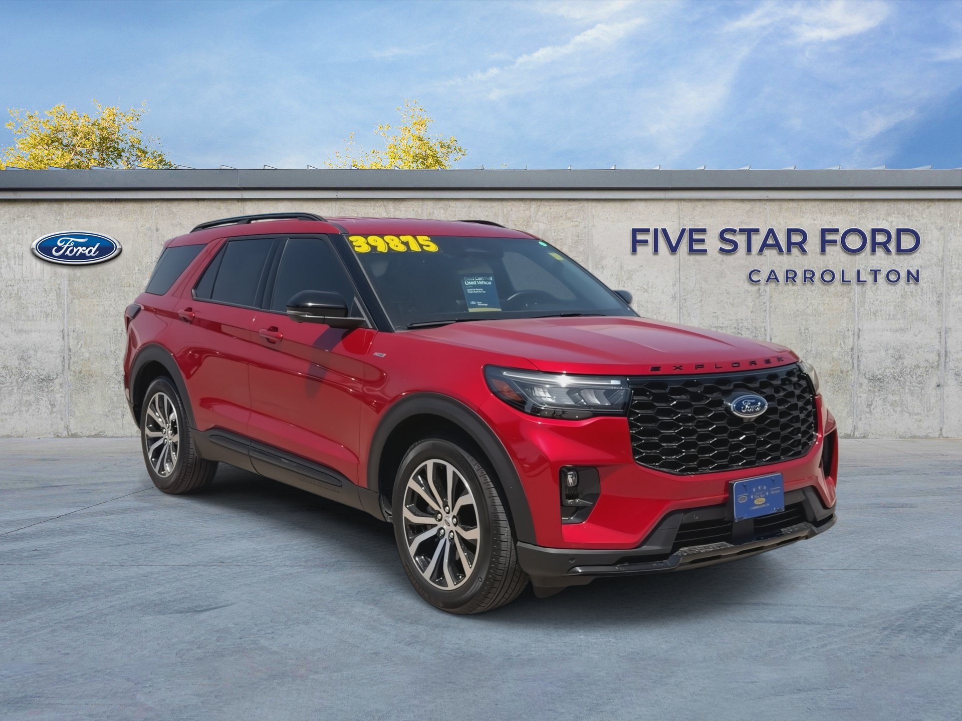 Certified 2025 Ford Explorer ST-Line w/ Premium Package RWD image 2
