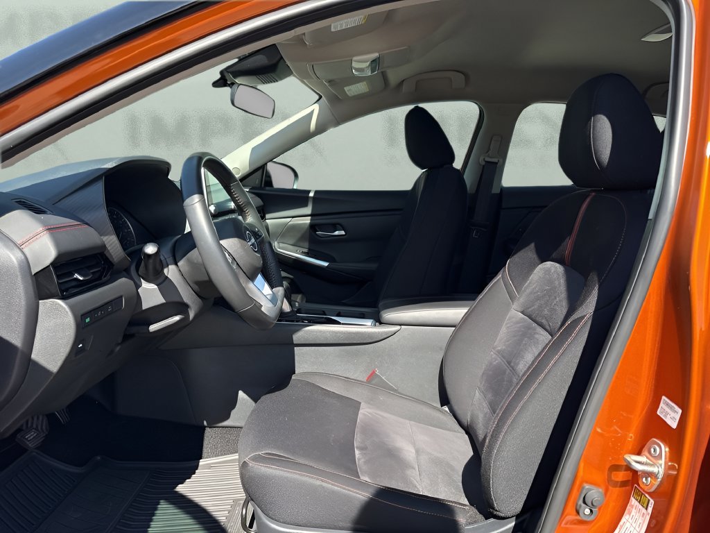 Used 2024 Nissan Sentra SR FWD image 18
