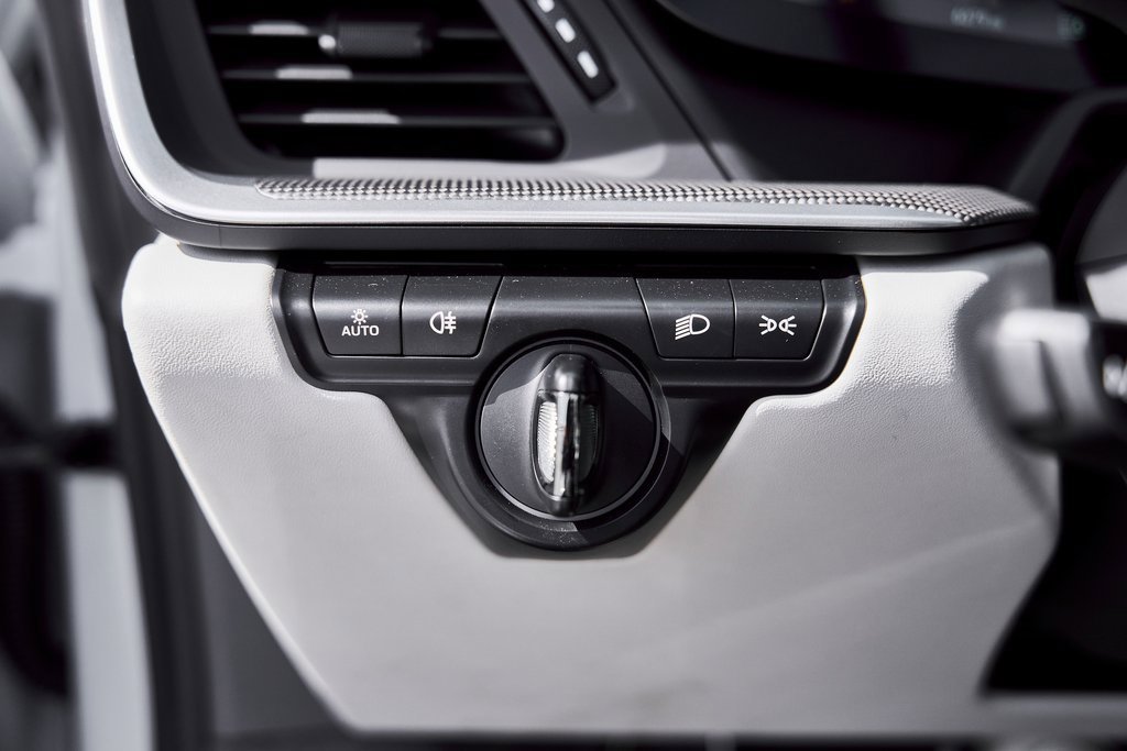 Used 2025 Porsche 911 Turbo S image 47