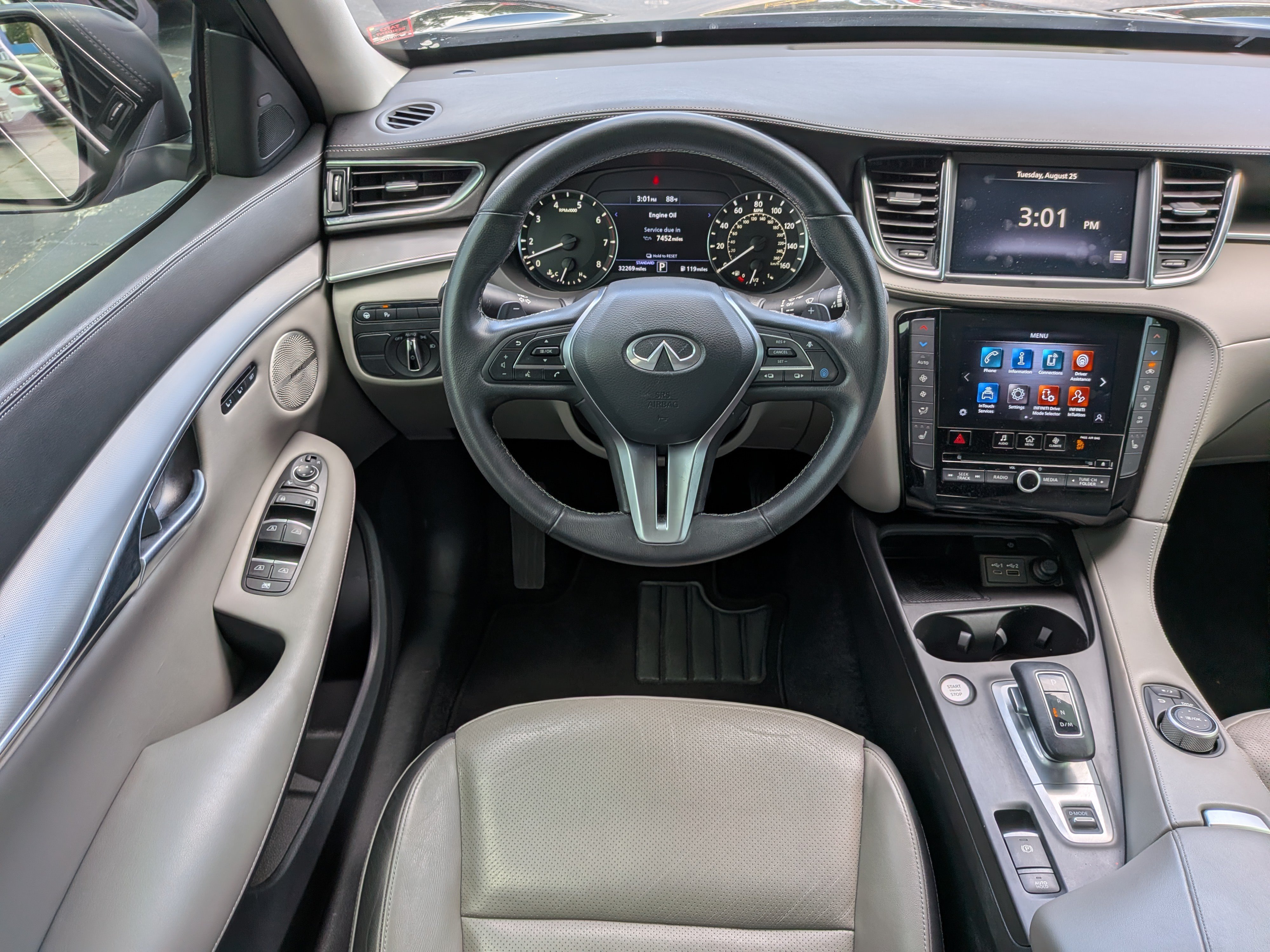Used 2023 INFINITI QX50 Luxe AWD/4WD image 14