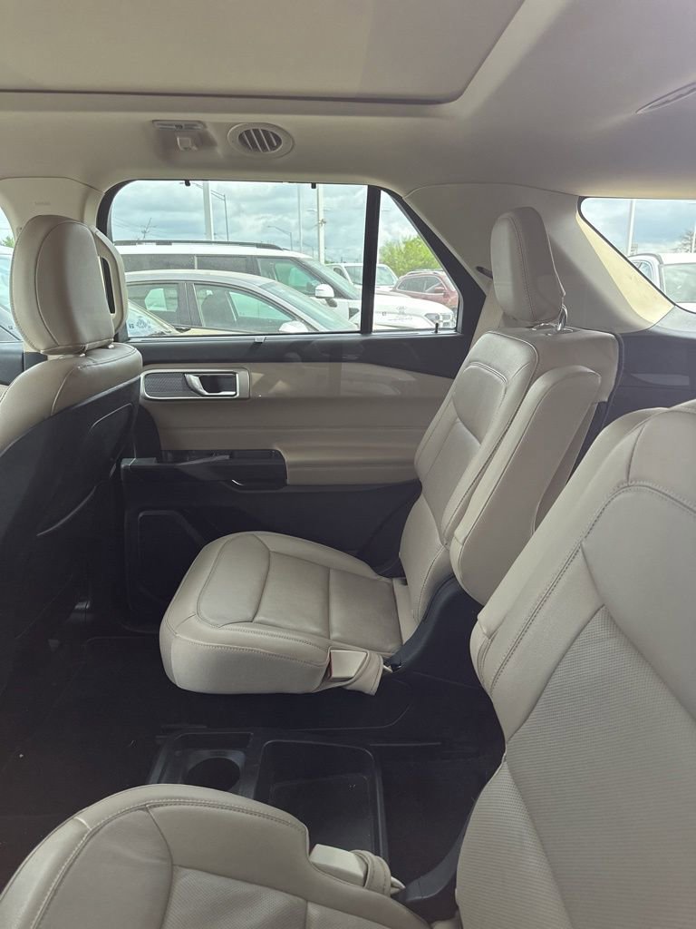 Used 2020 Ford Explorer Limited image 13