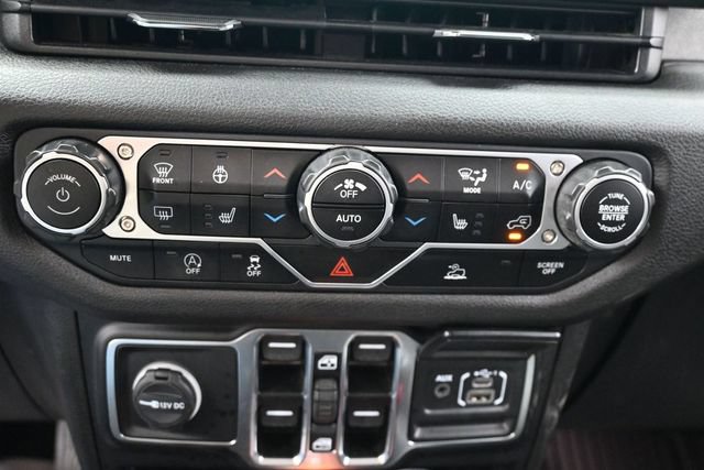 Used 2024 Jeep Wrangler Unlimited Sport AWD/4WD image 23