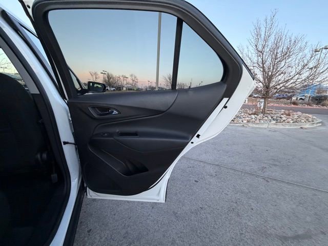 Used 2024 Chevrolet Equinox LT image 25