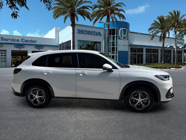 Used 2024 Honda HR-V EX-L image 9